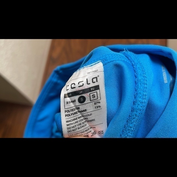 TESLA Women's SZ XS Blue Slim Stretch Fit Athletic Leggings - Picture 8 of 8